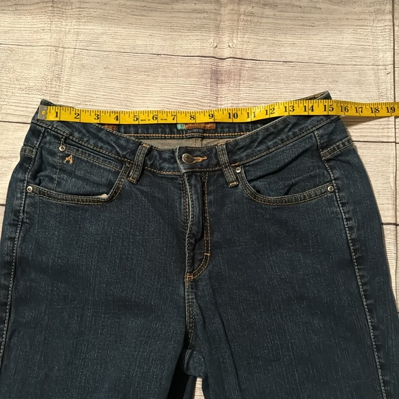 📢 Aura by Wrangler Medium/Dark Wash Jeans Size 10 Short - Picture 10 of 12